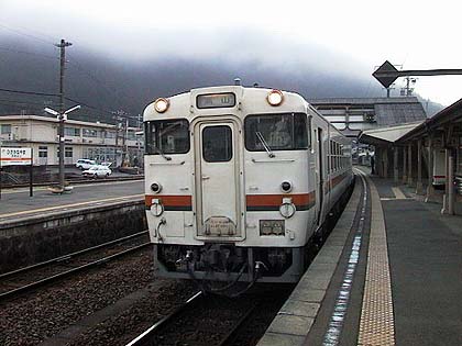 98121901.jpg (30781 oCg)